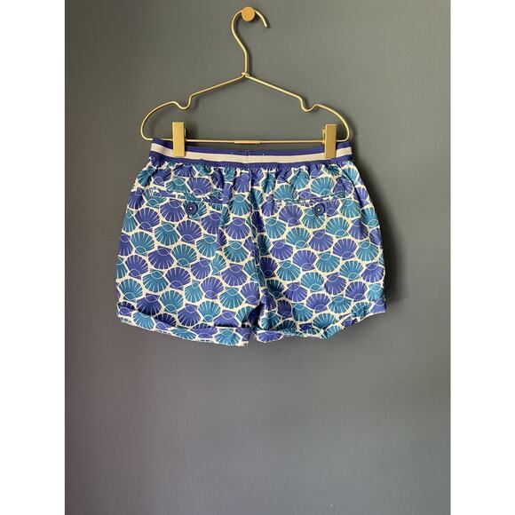 Mini Boden Blue Shell Print Shorts - Picture 2 of 4